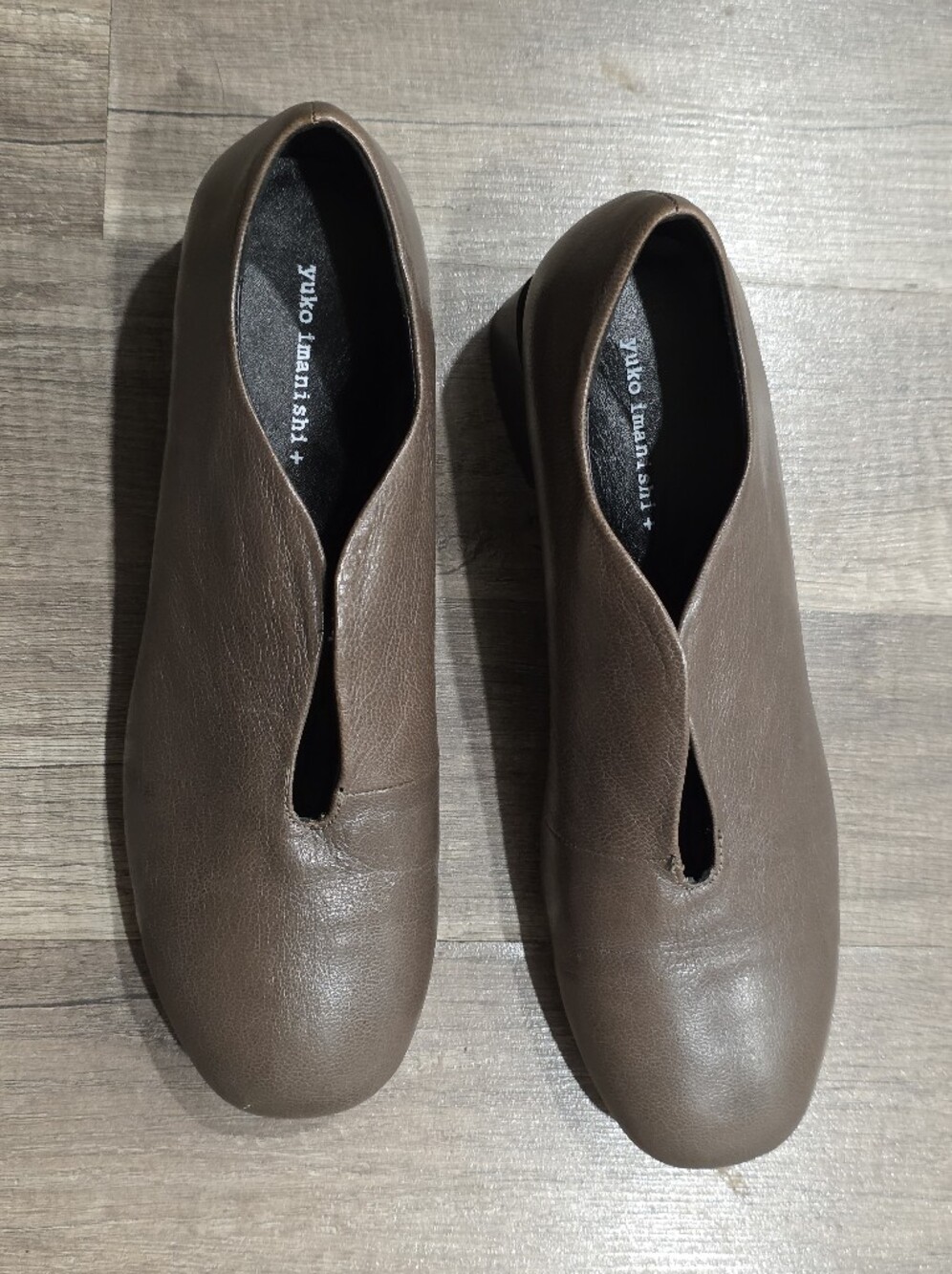 Yuko Imanishi+ Brown Leather V Shape Slip-On Block Heel Shoes Flat Minimalist 40